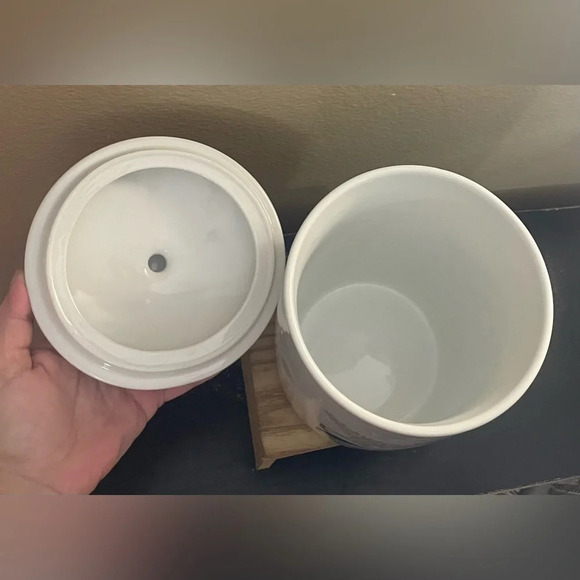 ST.NICHOLAS SQUARE DOVE PEACE/LOVE/JOY COOKIE JAR - Picture 6 of 9